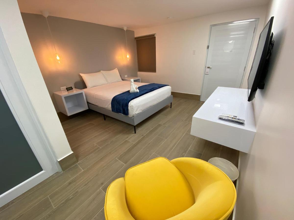 Hotel Marina De Salinas Exteriér fotografie