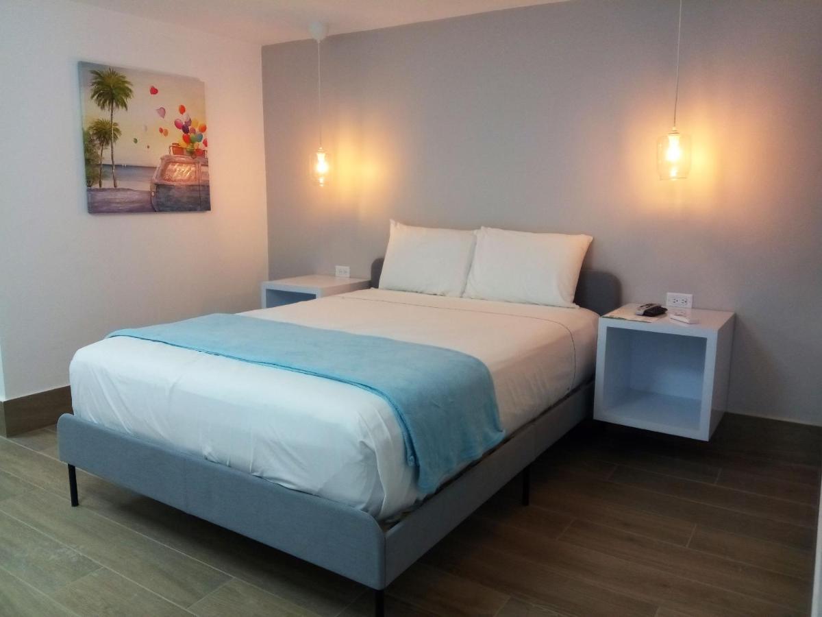 Hotel Marina De Salinas Exteriér fotografie